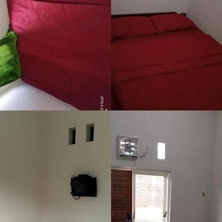 Bromo Family Guest House Kepanjen Dış mekan fotoğraf